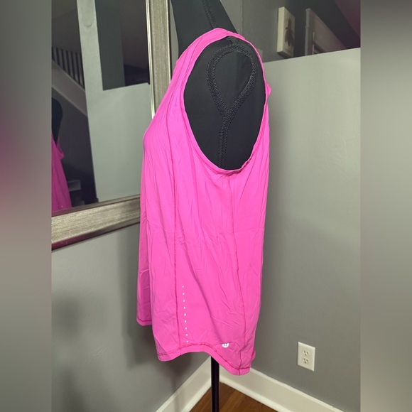 Lululemon Athletica Sculpt Tank II in Sonic Pink Size 8. - Picture 4 of 7